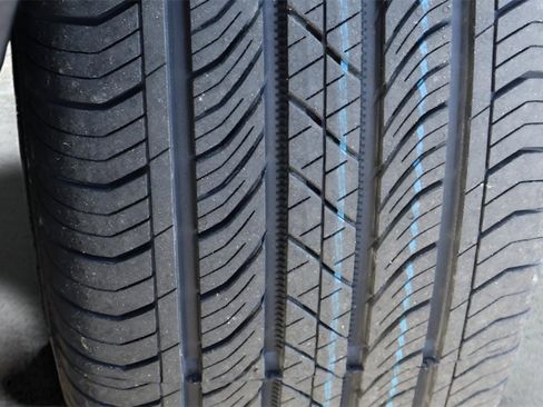 Used 2024 Cadillac XT4 Premium Luxury w/ Cold Weather Package image 30