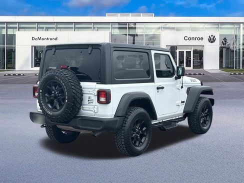 Used 2022 Jeep Wrangler Sport AWD/4WD image 5