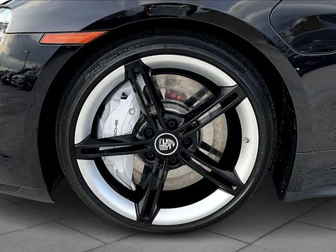 Used 2020 Porsche Taycan Turbo w/ Premium Package image 10