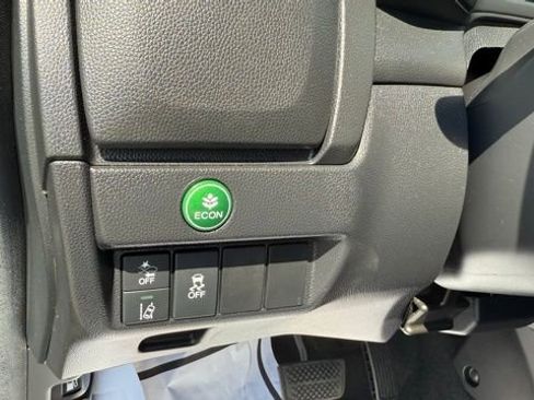 Used 2020 Honda Fit EX-L image 24