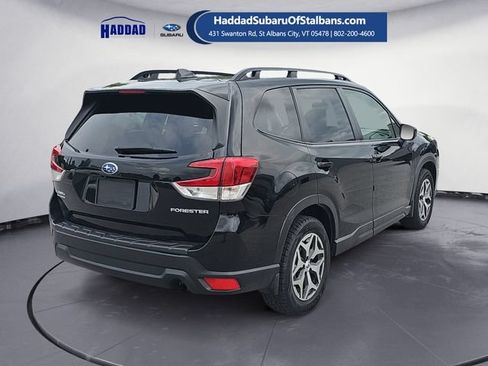 Used 2024 Subaru Forester Premium AWD/4WD image 5