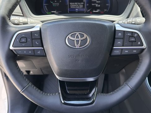 Used 2024 Toyota Grand Highlander AWD Hybrid image 15