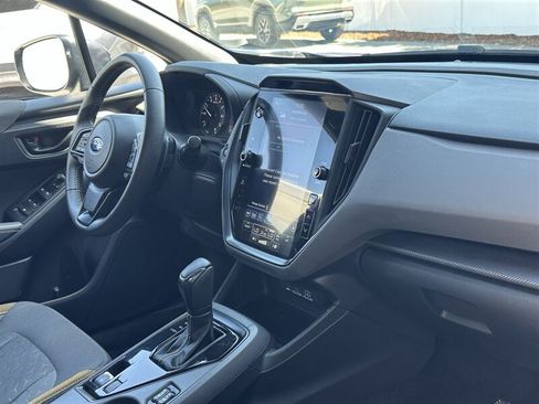 Used 2024 Subaru Crosstrek 2.5i Sport AWD/4WD image 9