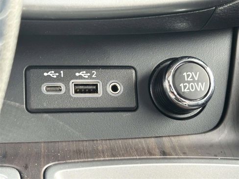 Used 2024 Nissan Murano Platinum w/ Cargo Package image 29