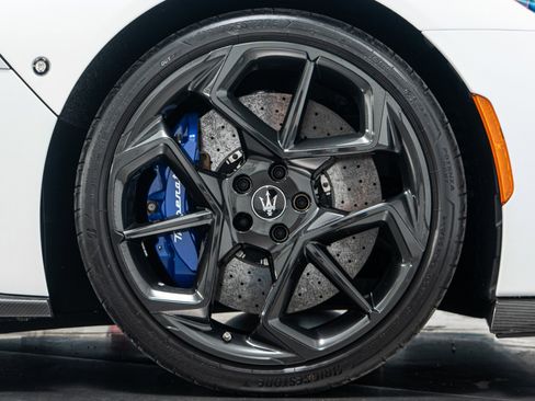 Used 2022 Maserati MC20 Coupe RWD image 45