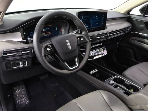 New 2026 Lincoln Corsair Premiere AWD/4WD image 12