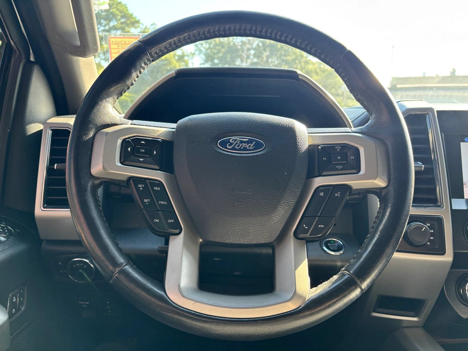 Used 2019 Ford F150 Lariat AWD/4WD image 31