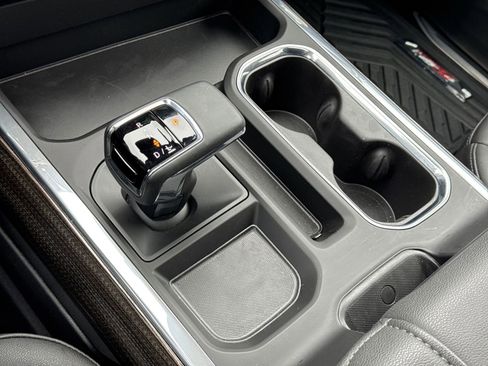 Used 2025 Chevrolet Silverado 1500 LT Trail Boss w/ LT Trail Boss Premium Package image 26