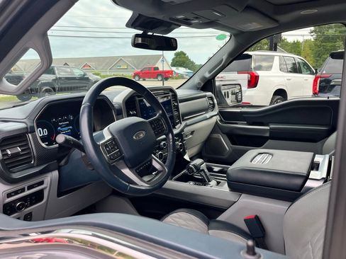 Used 2023 Ford F150 Limited image 15