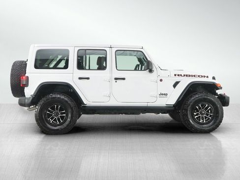 Used 2024 Jeep Wrangler Unlimited Rubicon AWD/4WD image 7