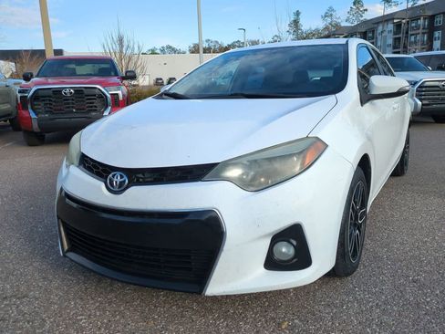 Used 2015 Toyota Corolla S image 2