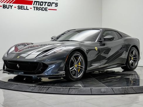 Used 2023 Ferrari 812 GTS RWD image 2