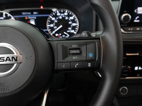 Used 2021 Nissan Rogue SV FWD image 22