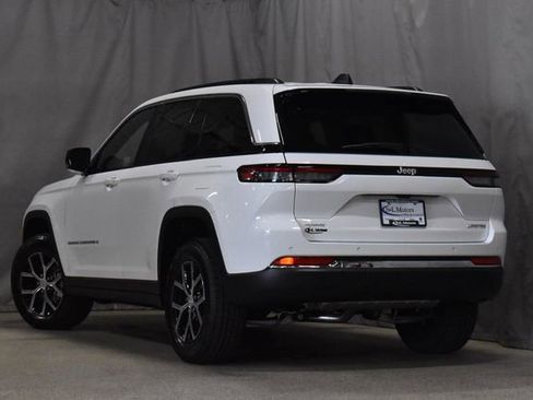 New 2025 Jeep Grand Cherokee Limited w/ Trailer Tow Package image 2