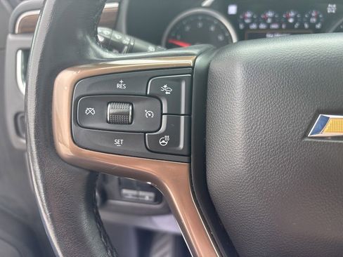 Used 2021 Chevrolet Suburban High Country w/ Premium Package AWD/4WD image 24