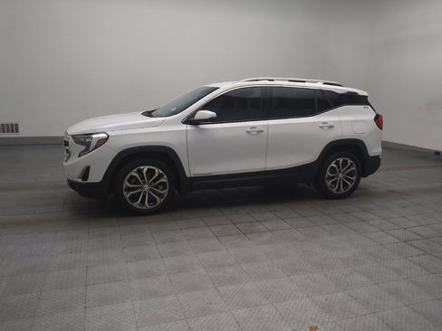Used 2020 GMC Terrain SLT w/ Preferred Package FWD image 2