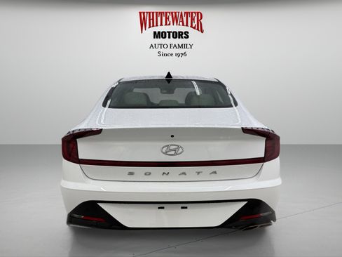 Used 2021 Hyundai Sonata SEL FWD image 3