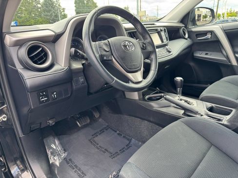 Used 2016 Toyota RAV4 XLE FWD image 15