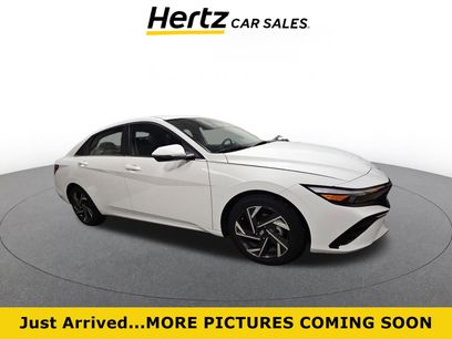 Used 2025 Hyundai Elantra Limited