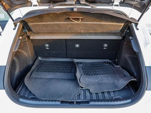 Used 2024 Toyota Corolla SE image 26