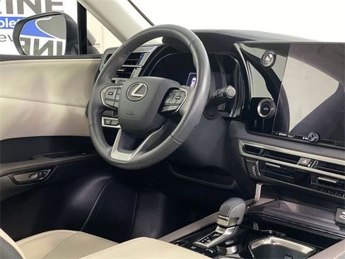 Used 2024 Lexus RX 350 Premium Plus image 14