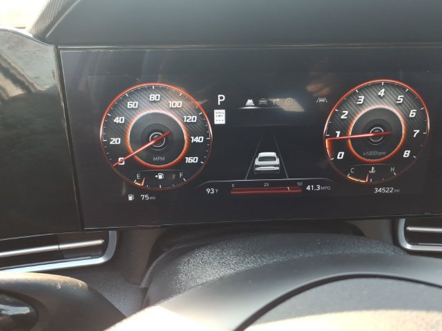 Used 2024 Hyundai Elantra SEL w/ Convenience Package FWD image 18