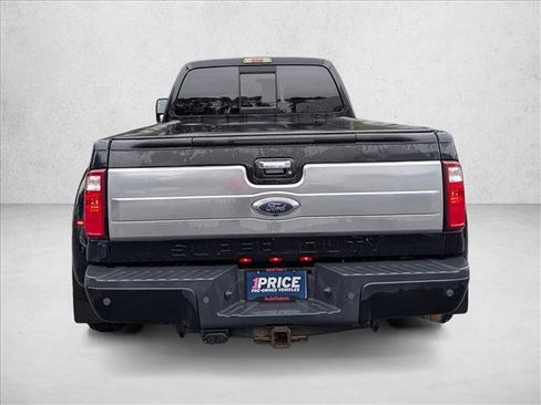 Used 2016 Ford F450 Platinum w/ FX4 Off Road Package image 6