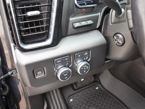 Used 2022 GMC Sierra 1500 Denali w/ Technology Package image 16