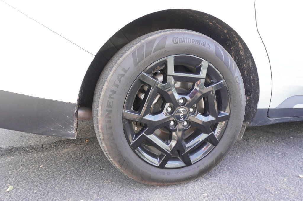 Used 2025 Kia Carnival SX Prestige FWD image 7