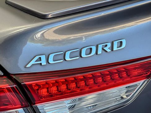 Used 2020 Honda Accord LX image 24