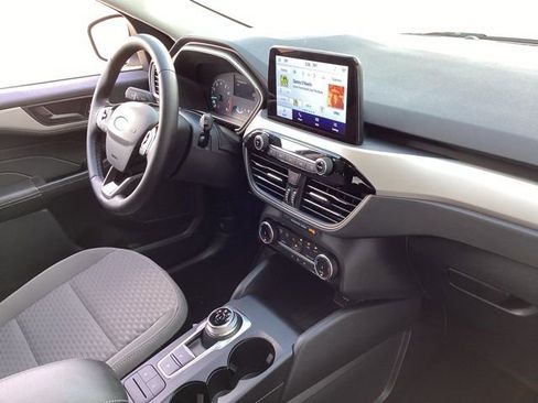 Used 2022 Ford Escape SE w/ Convenience Package image 21