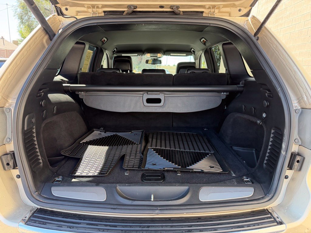 Used 2015 Jeep Grand Cherokee Limited w/ Trailer Tow Group IV AWD/4WD image 28