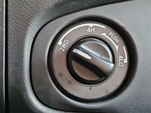 Certified 2024 Nissan Frontier PRO-4X w/ Off-Road Protection Package image 22