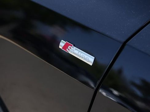 Used 2021 Audi A7 e Prestige w/ Prestige Package image 73