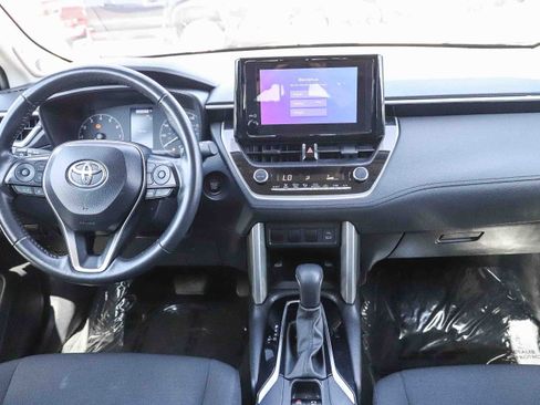 Certified 2024 Toyota Corolla Cross LE w/ Moonroof Package AWD/4WD image 13
