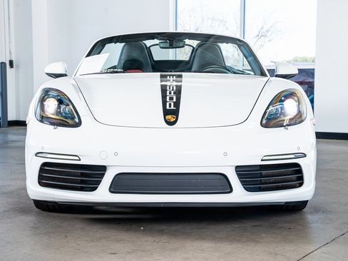 Used 2019 Porsche 718 Boxster image 3