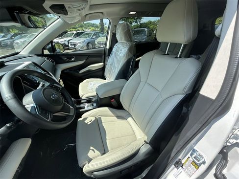 New 2025 Subaru Ascent Limited w/ Popular Package #1 image 11