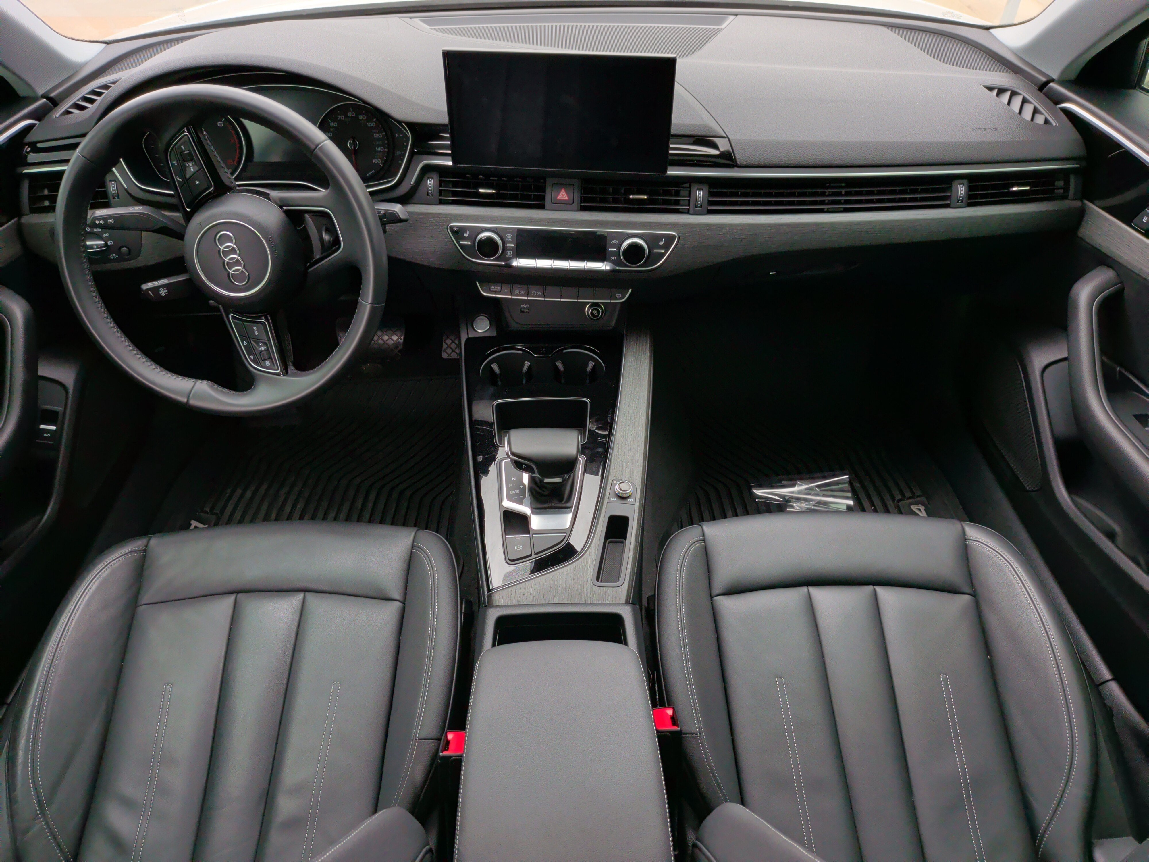 Used 2020 Audi A4 2.0T Premium w/ Convenience Package FWD image 28