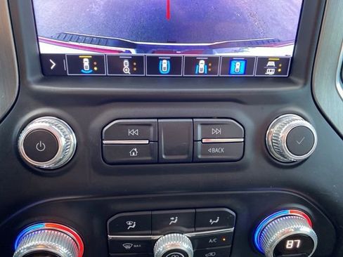 Used 2022 GMC Sierra 3500 Denali w/ Denali Ultimate Package image 28