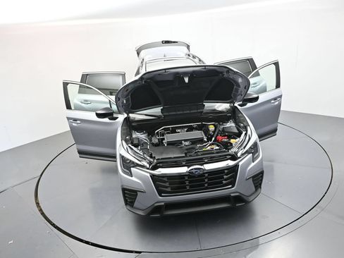 Used 2025 Subaru Ascent Limited w/ Popular Package #2 AWD/4WD image 34