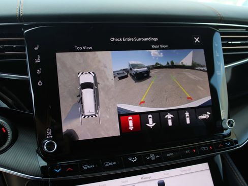 New 2025 Jeep Grand Wagoneer Series III w/ Rear Seat Video Group 1 image 28