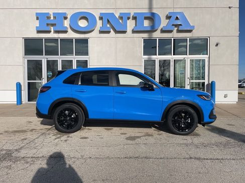 New 2026 Honda HR-V Sport image 4