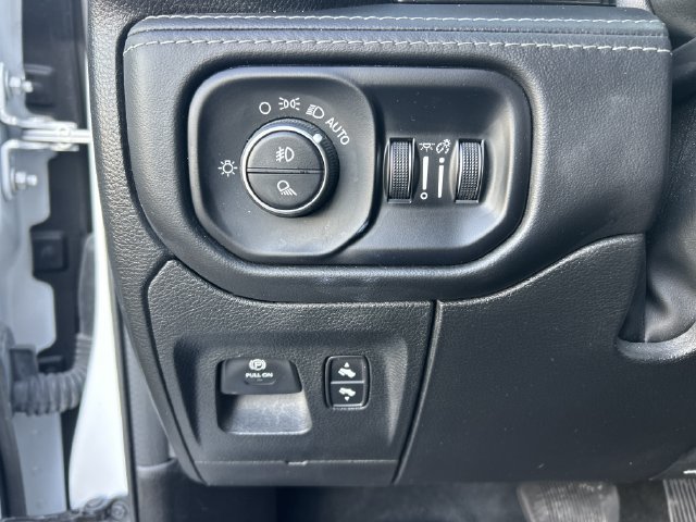 Used 2024 RAM 1500 Limited AWD/4WD image 21