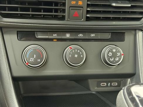 Certified 2023 Volkswagen Jetta S FWD image 28