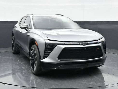 Used 2024 Chevrolet Blazer EV RS AWD/4WD image 4