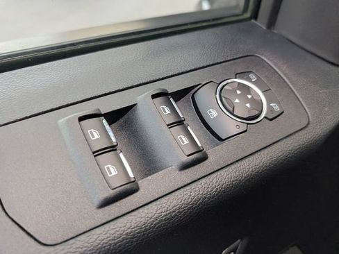 Used 2019 Ford F150 XLT w/ Equipment Group 302A Luxury AWD/4WD image 16