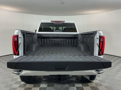 Used 2024 GMC Sierra 3500 Denali w/ Denali Reserve Package image 7
