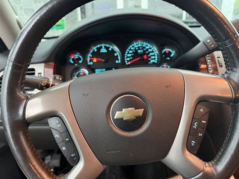 Used 2012 Chevrolet Avalanche LTZ AWD/4WD image 14