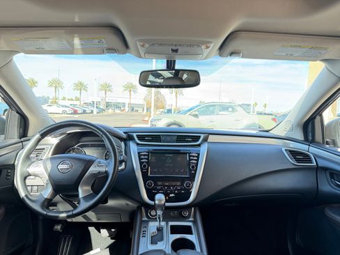 Used 2018 Nissan Murano Platinum image 20