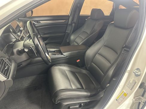 Used 2022 Honda Accord Sport image 12